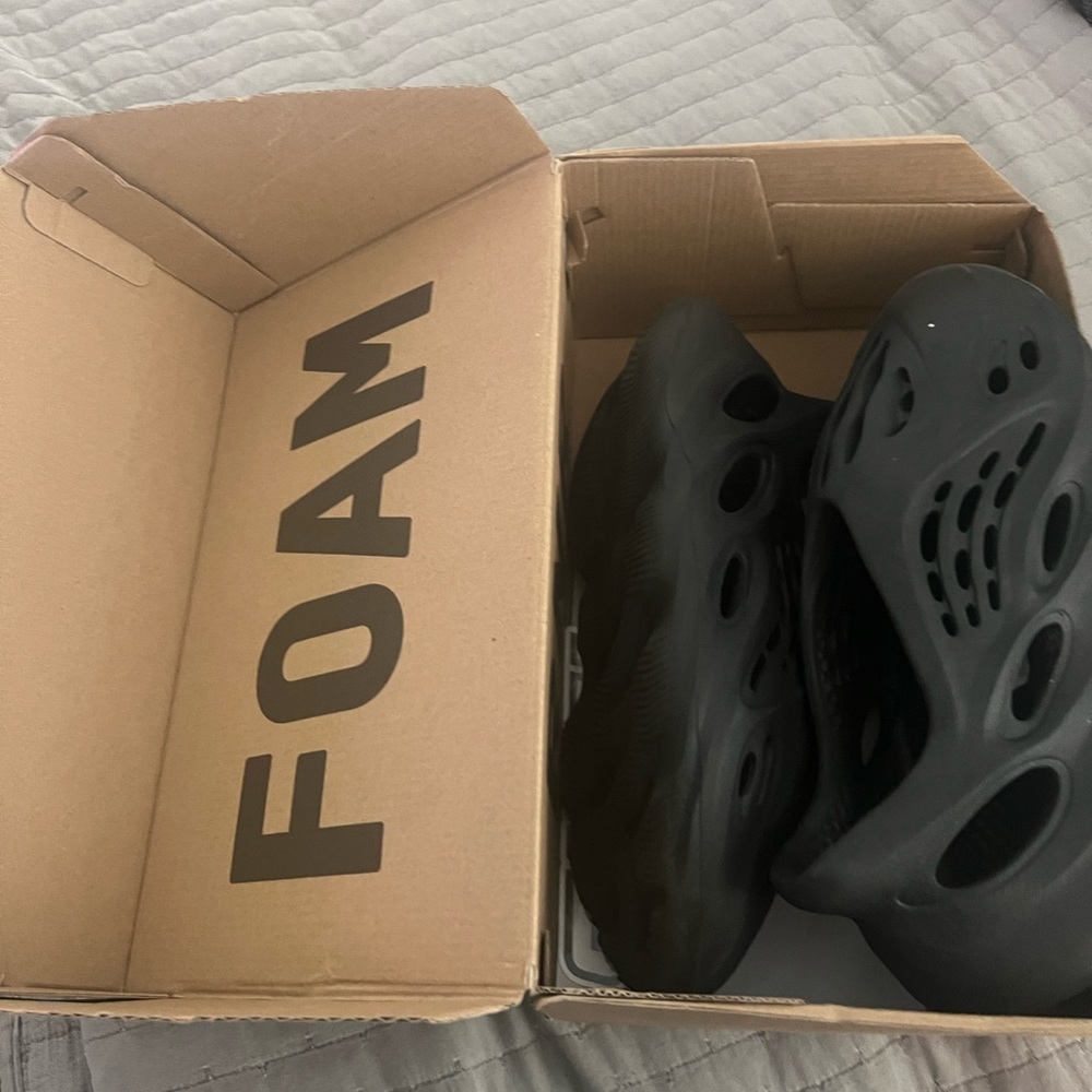 Black Foam Clogs